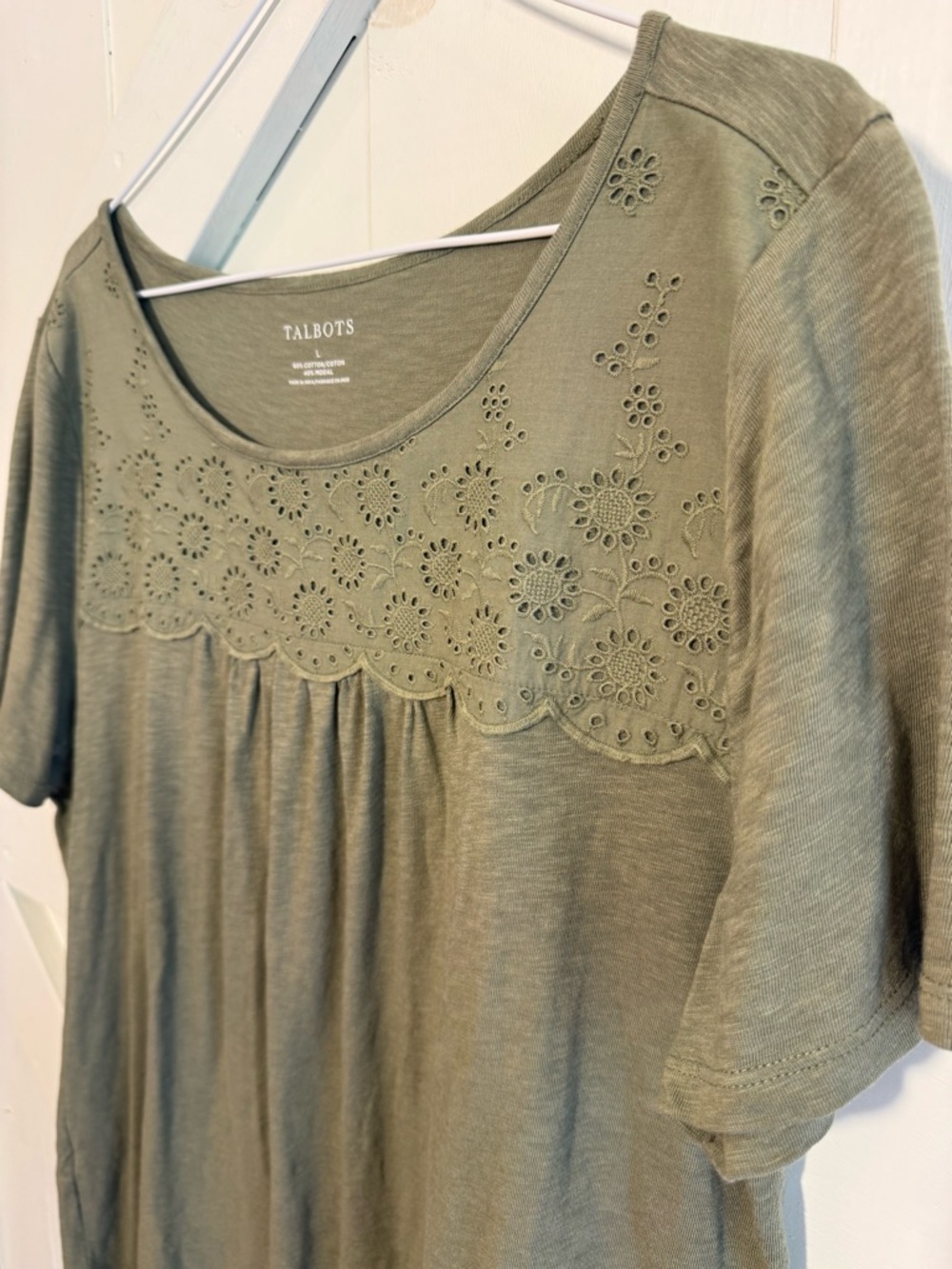 Talbots Large Olive Green Floral Eyelet Embroidered Short Sleeve Cotton Top - Picture 3 of 11